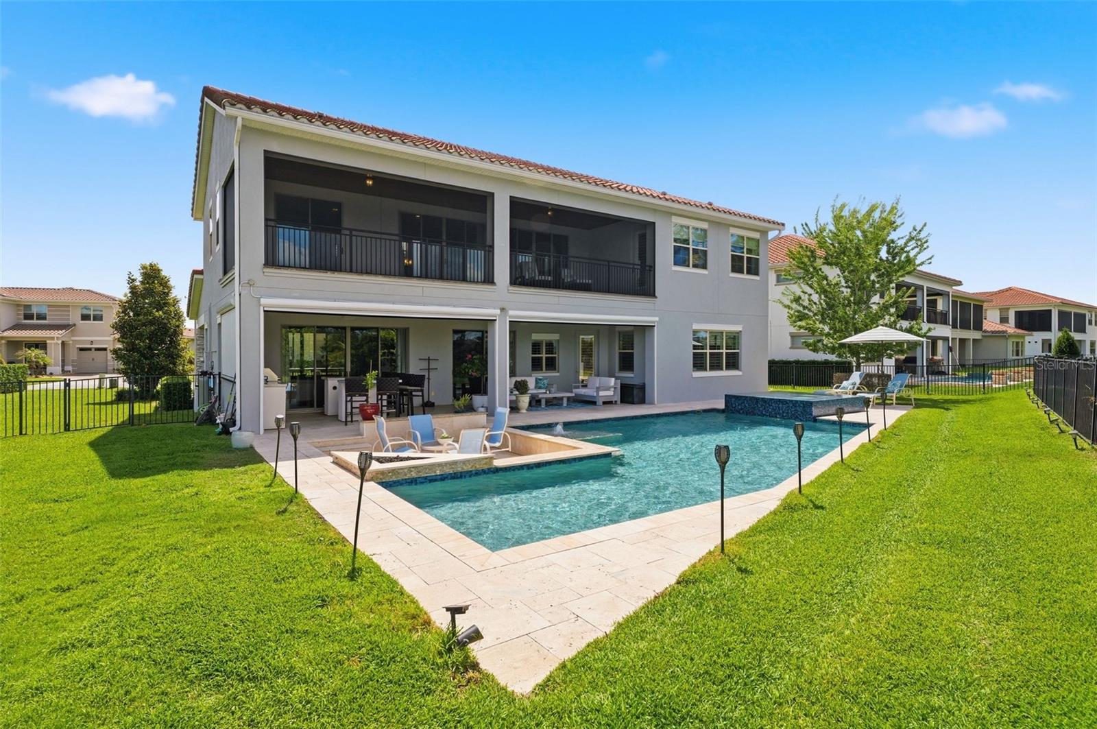 AVALON COVE - Residential
