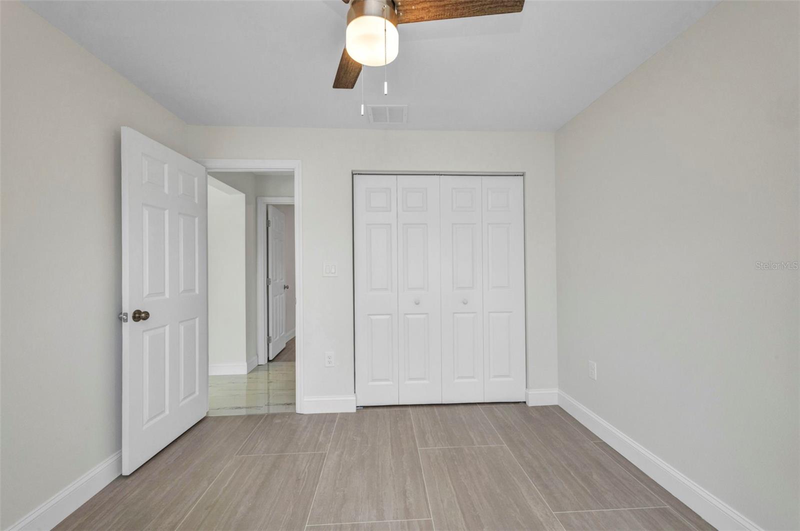 PORT CHARLOTTE SUB 07 - Residential Lease