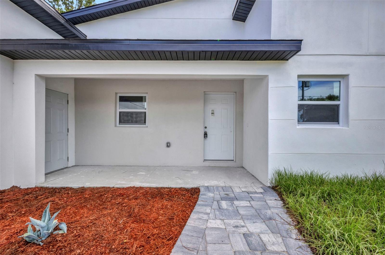PORT CHARLOTTE SUB 07 - Residential Lease