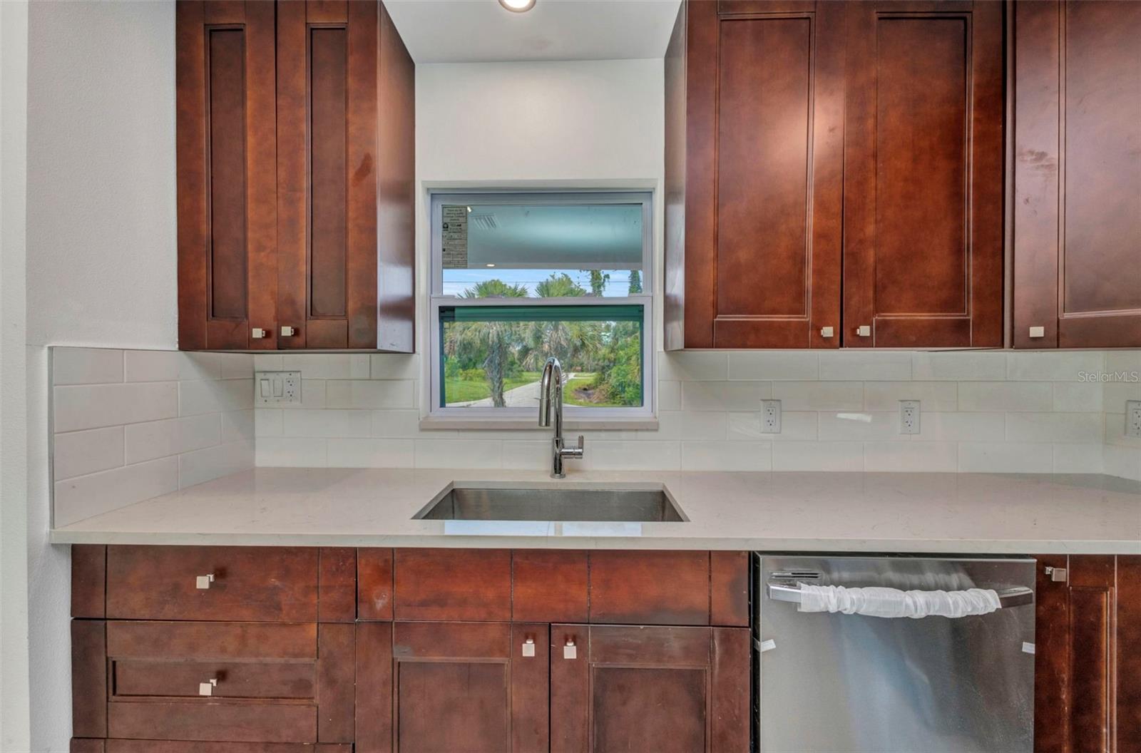 PORT CHARLOTTE SUB 07 - Residential Lease