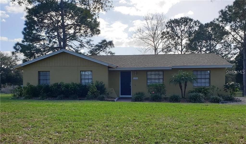 Photo of 31520 HUNT CLUB LANE, WESLEY CHAPEL, FL 33543 (MLS # T3423352)