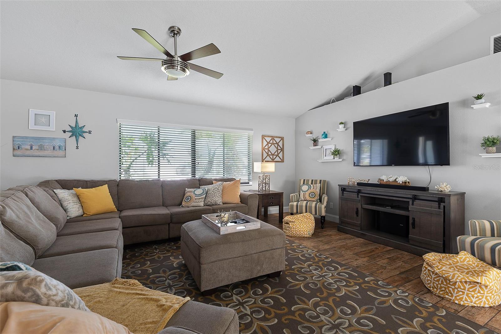 PALM COAST SEC 03 PALM HARBOR OFFICE PARK - Residential