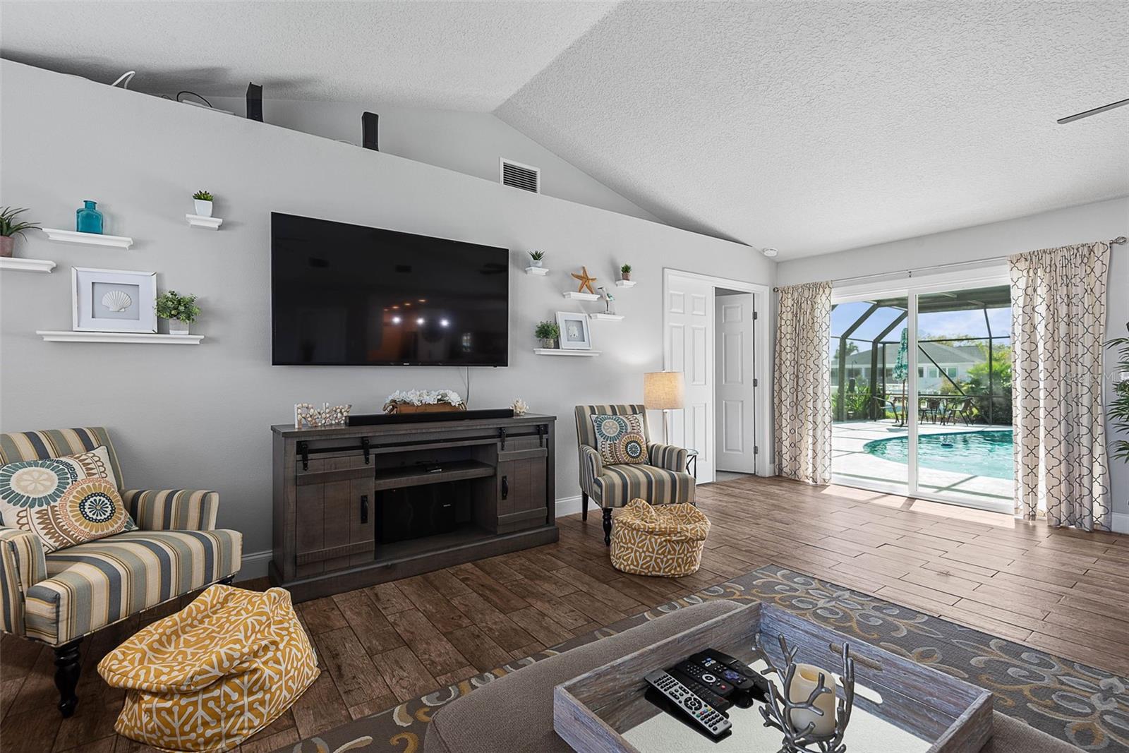 PALM COAST SEC 03 PALM HARBOR OFFICE PARK - Residential