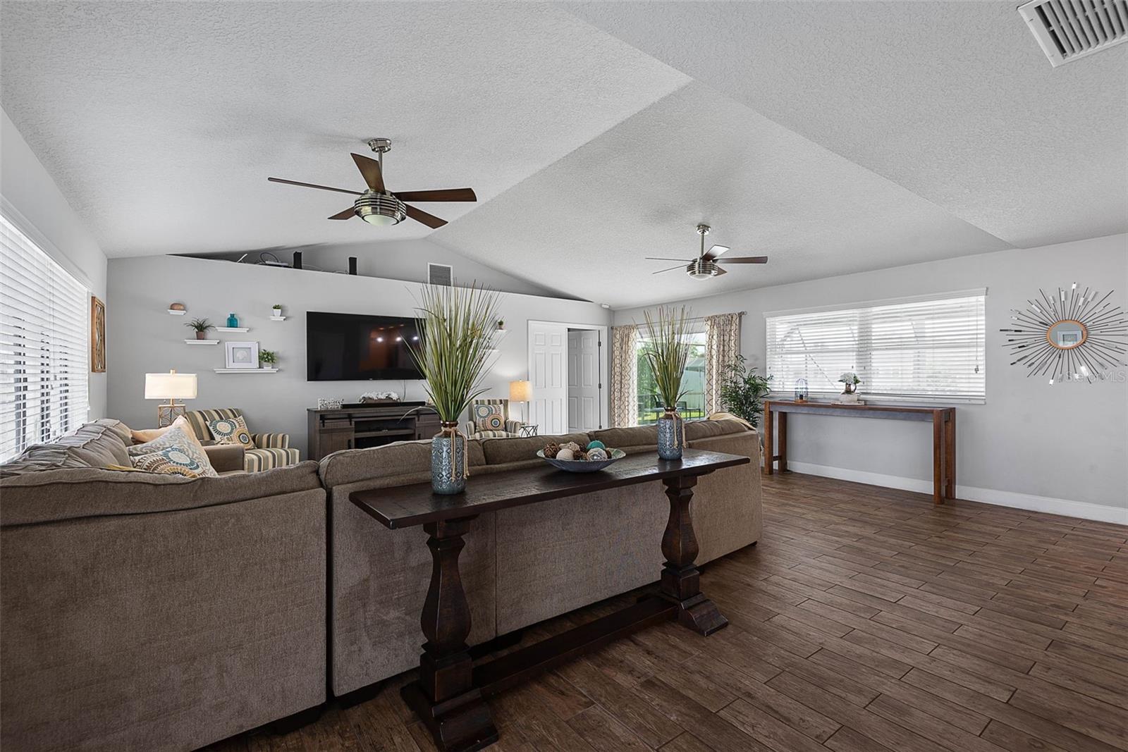 PALM COAST SEC 03 PALM HARBOR OFFICE PARK - Residential