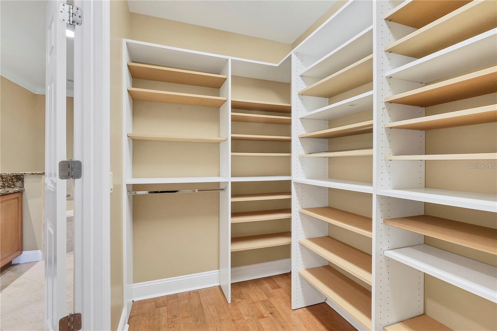 LAKE VISTA RESIDENCES PH III - Residential Lease