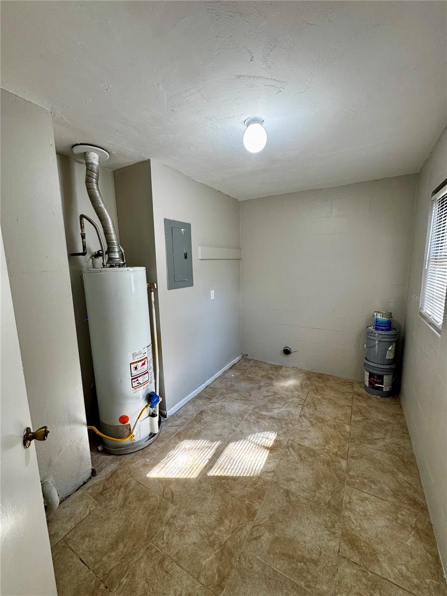 WESTWOOD VILLAS 7TH ADD - Residential