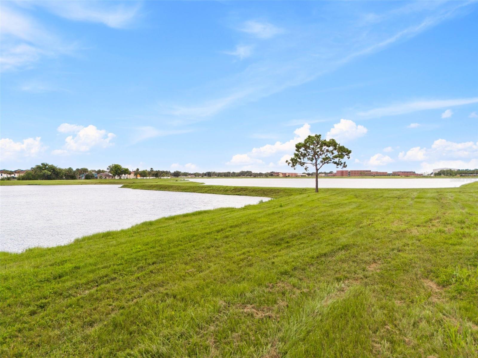 ROSELAND PARK - Residential Lease