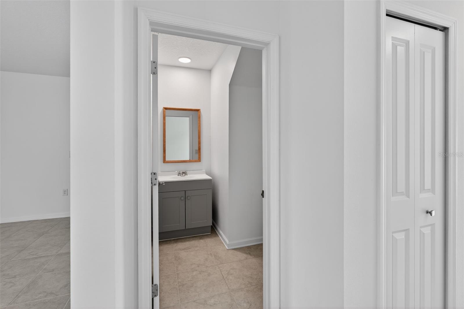 OLD HICKORY 50S - Residential