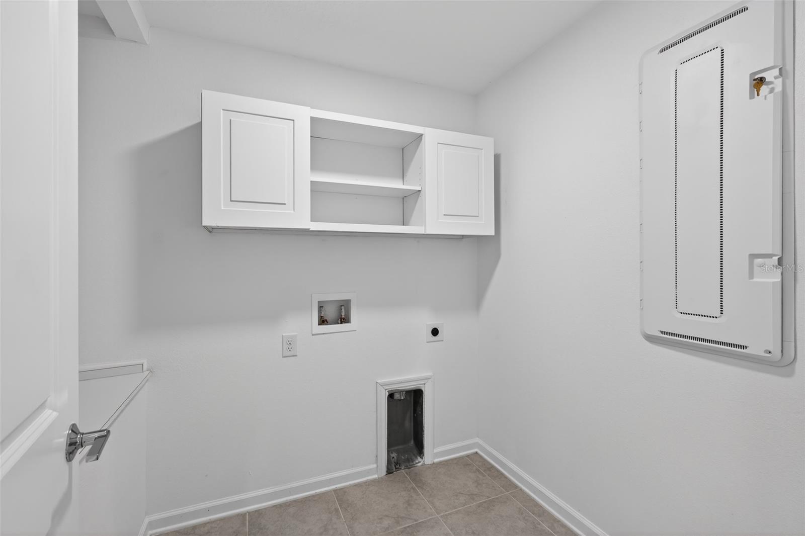 OLD HICKORY 50S - Residential