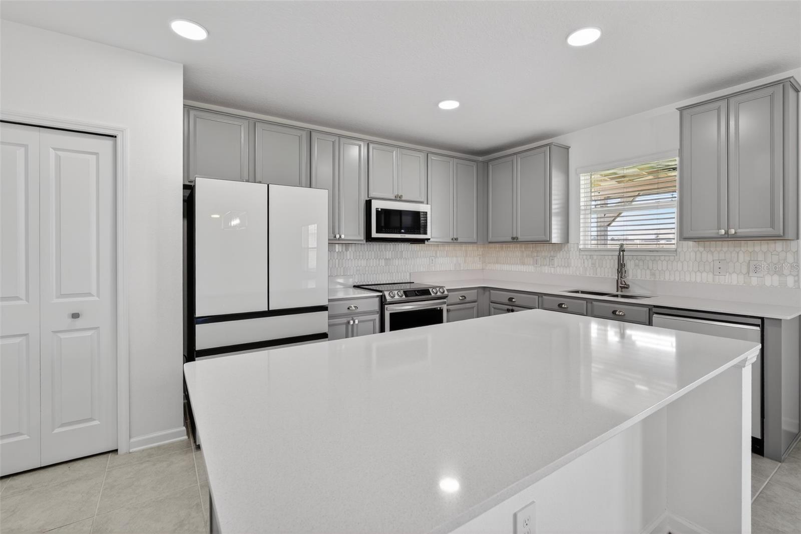 OLD HICKORY 50S - Residential