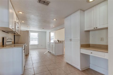 A home in TAMPA
