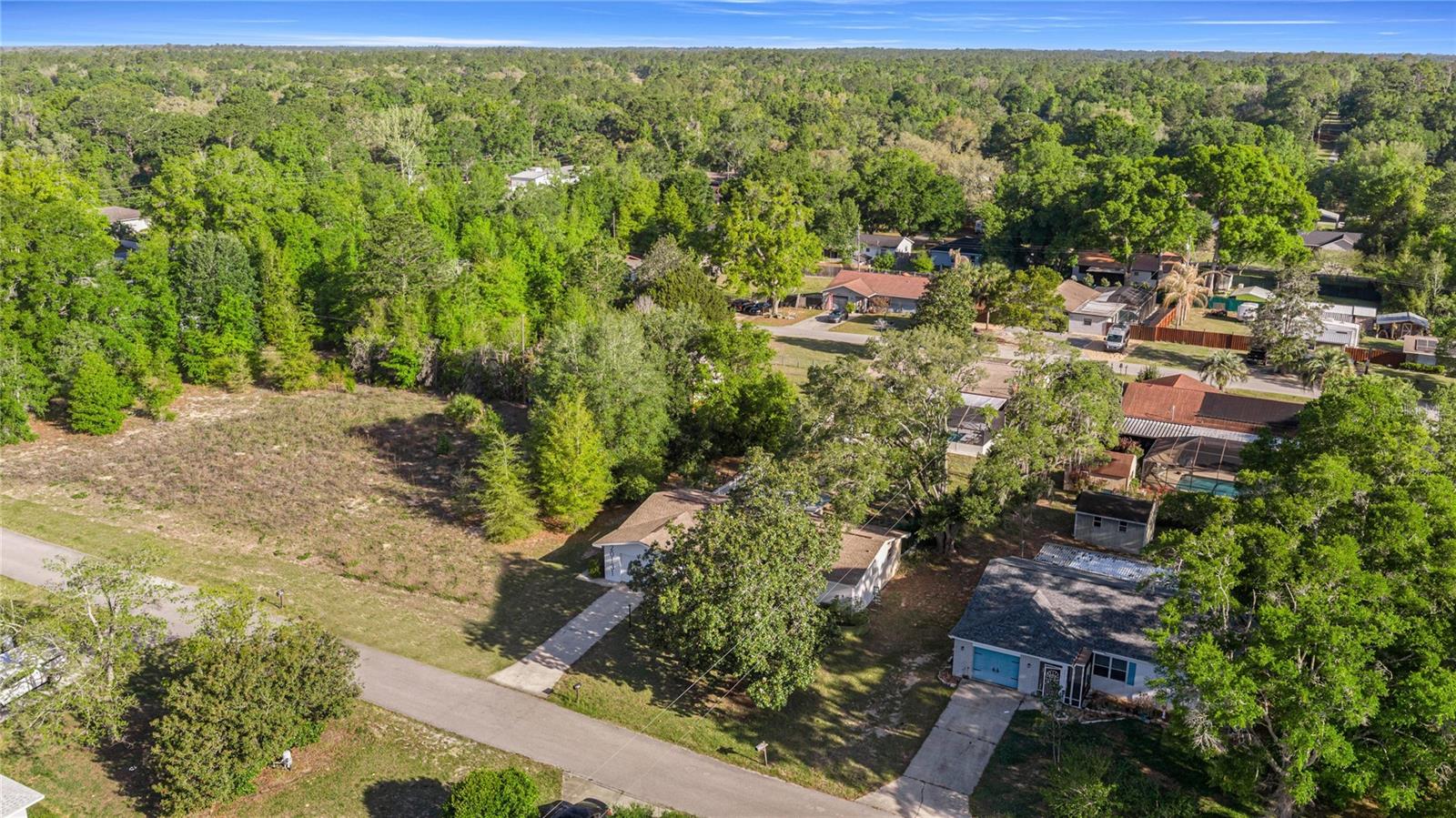 RAINBOW S END ESTATE - Residential