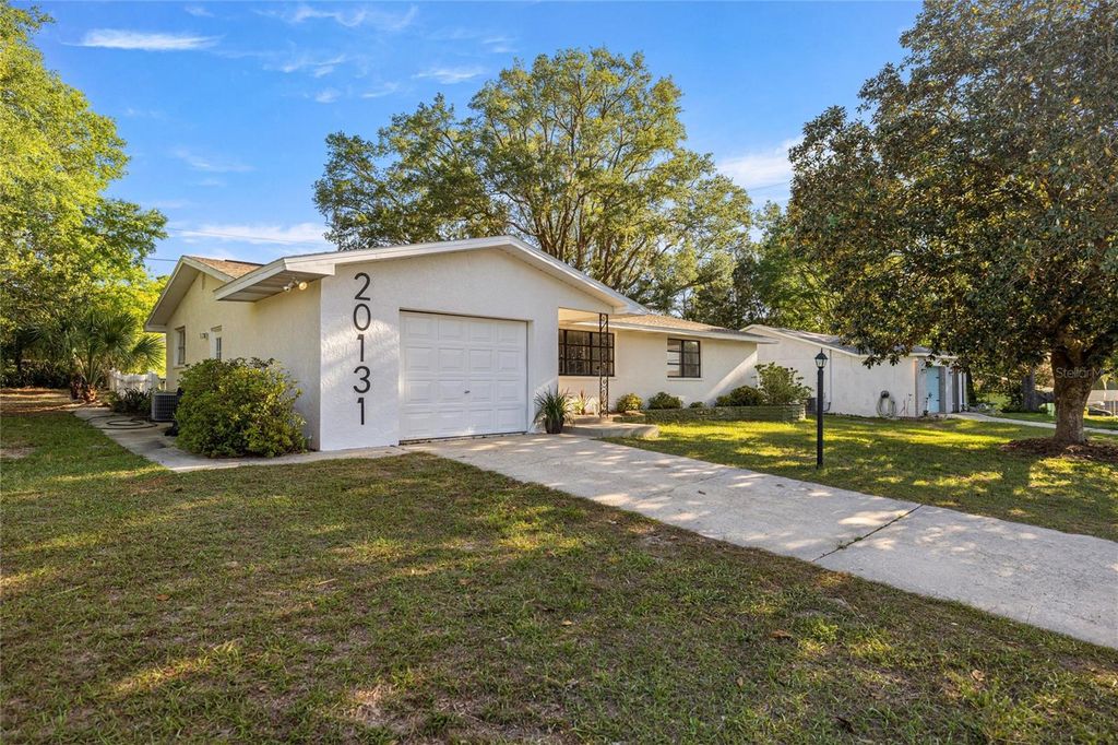 Photo of 20131 SW 83rd Street, Dunnellon, FL 34431 (MLS # OM722195)