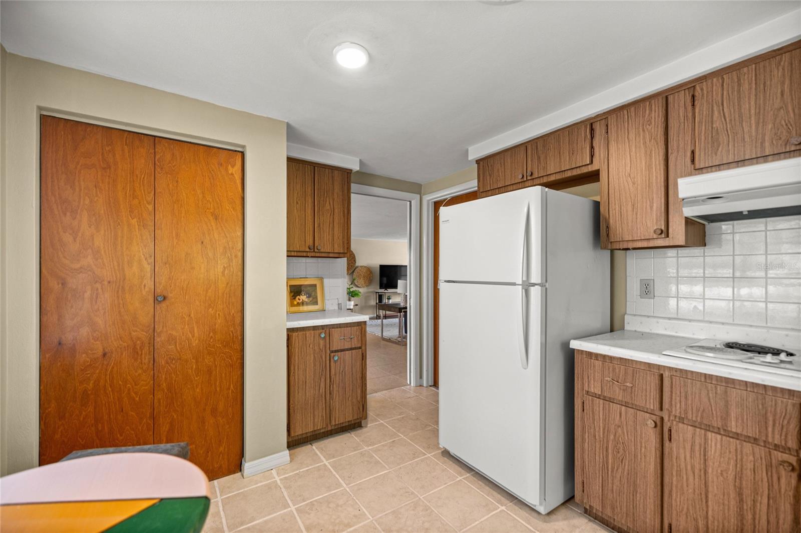 RAINBOW S END ESTATE - Residential