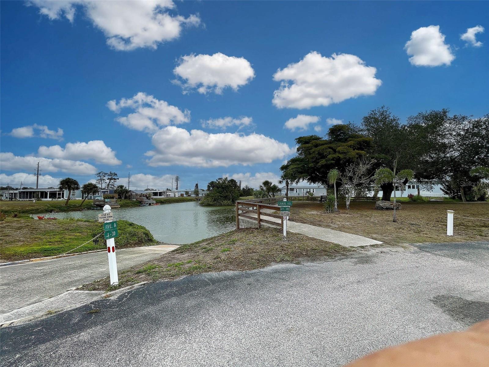 HOLIDAY TRAVEL PARK ENGLEWOOD - Residential