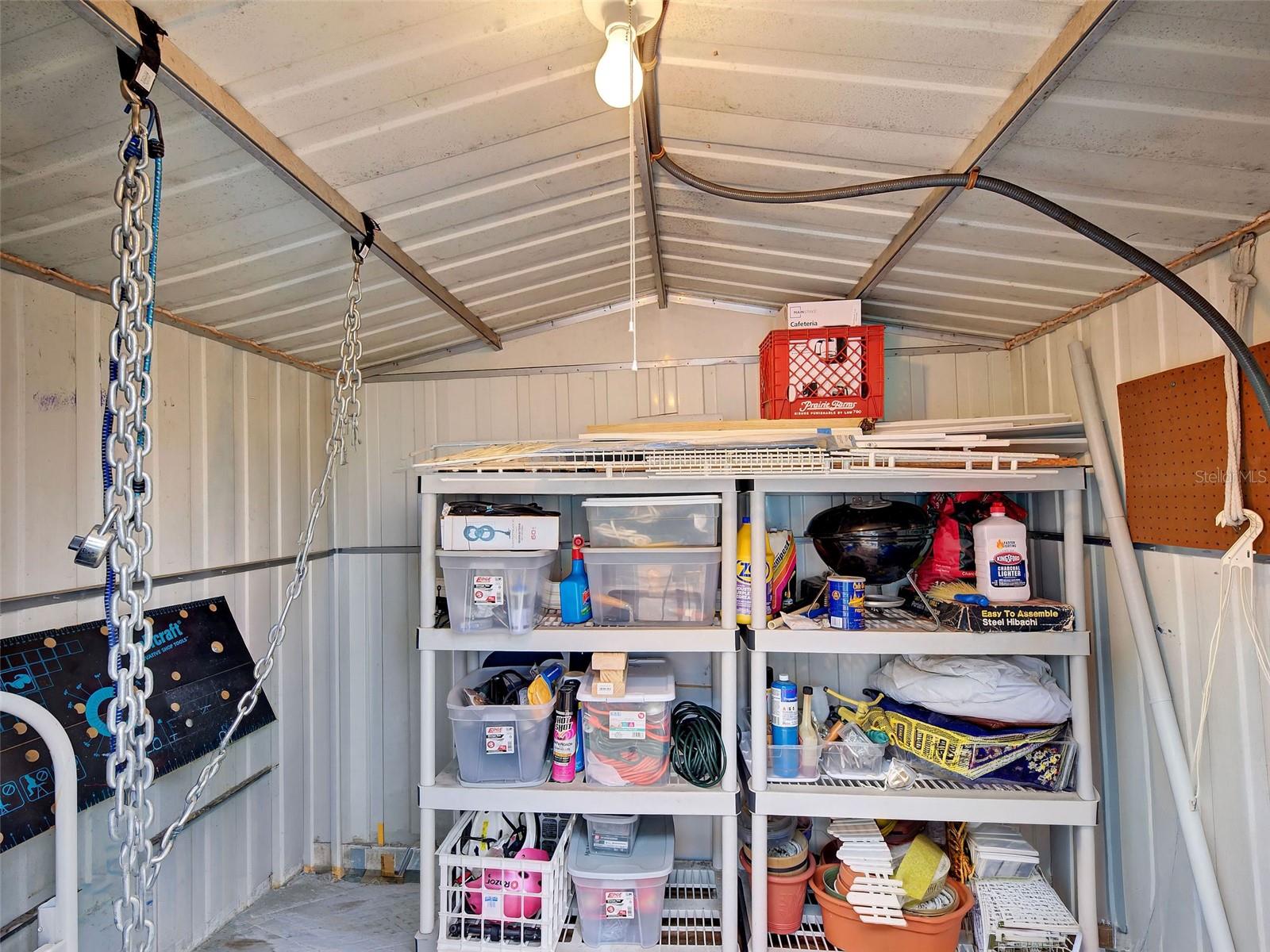HOLIDAY TRAVEL PARK ENGLEWOOD - Residential