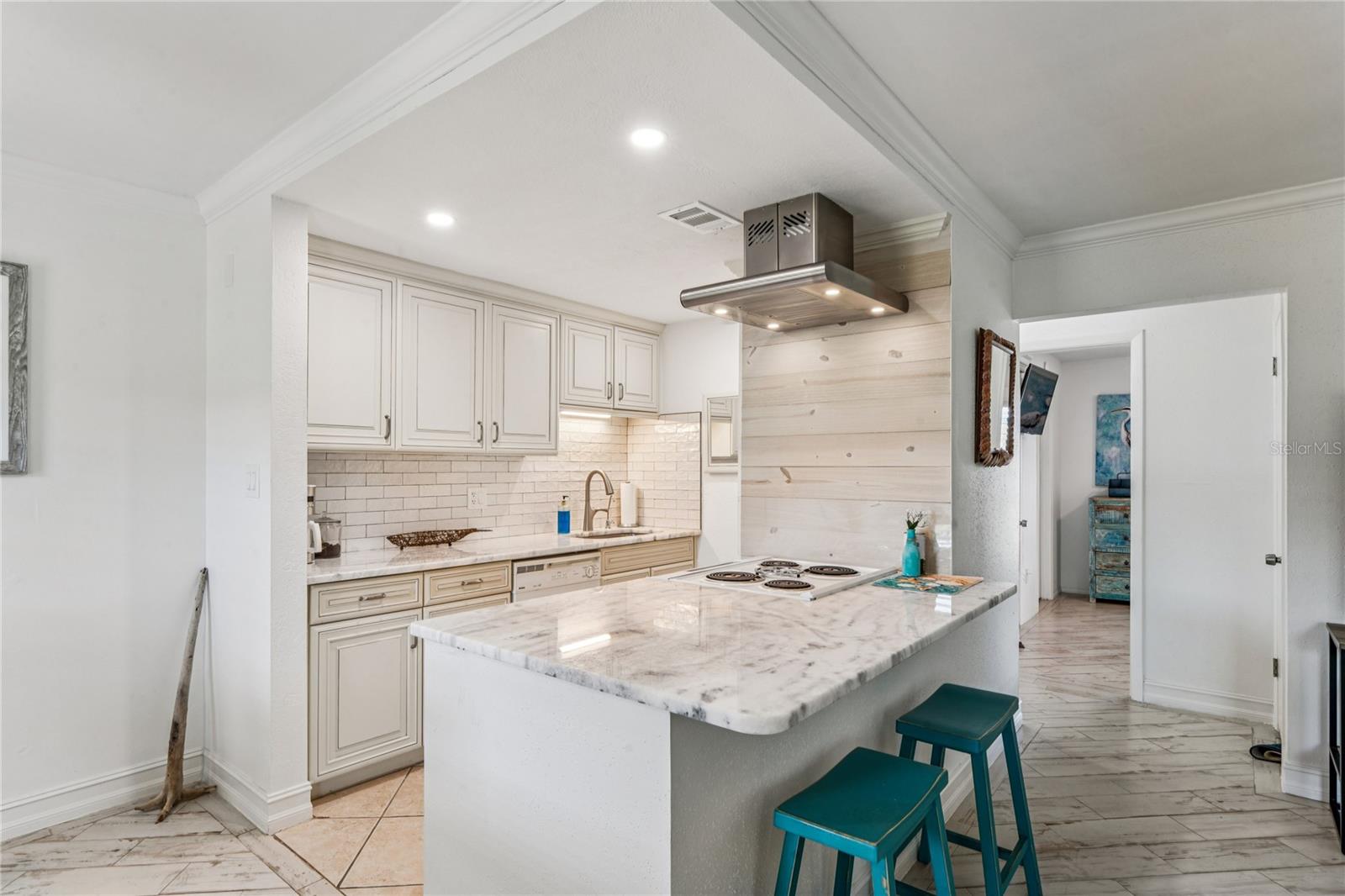 BOCA SHORES CONDO - Residential