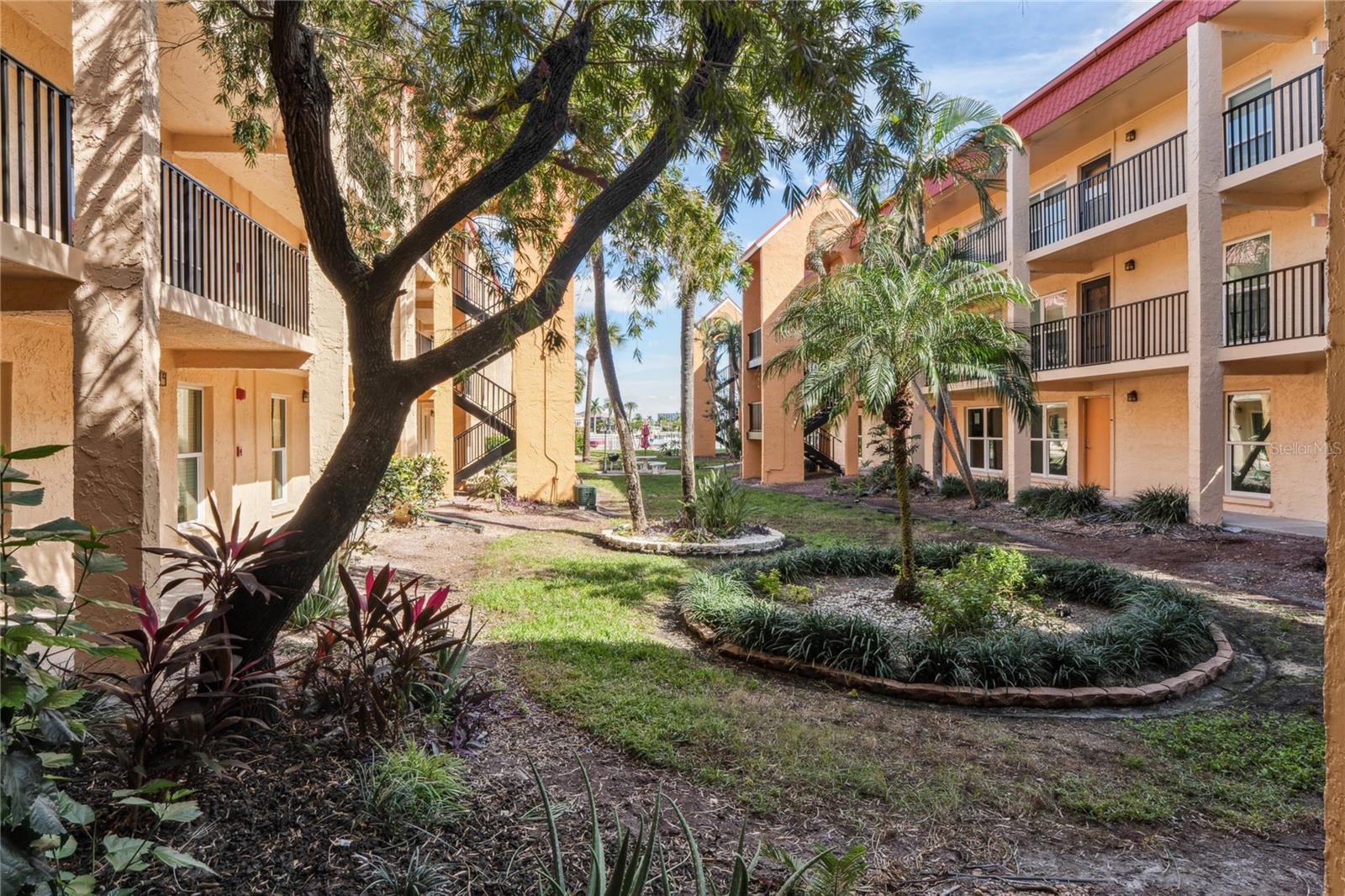 BOCA SHORES CONDO - Residential