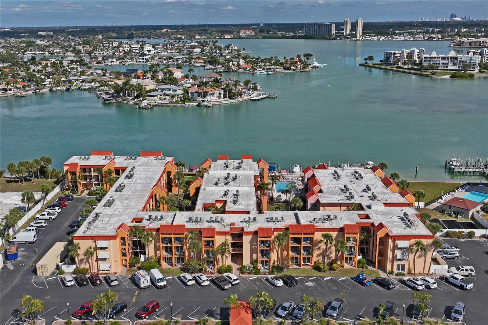 BOCA SHORES CONDO - Residential