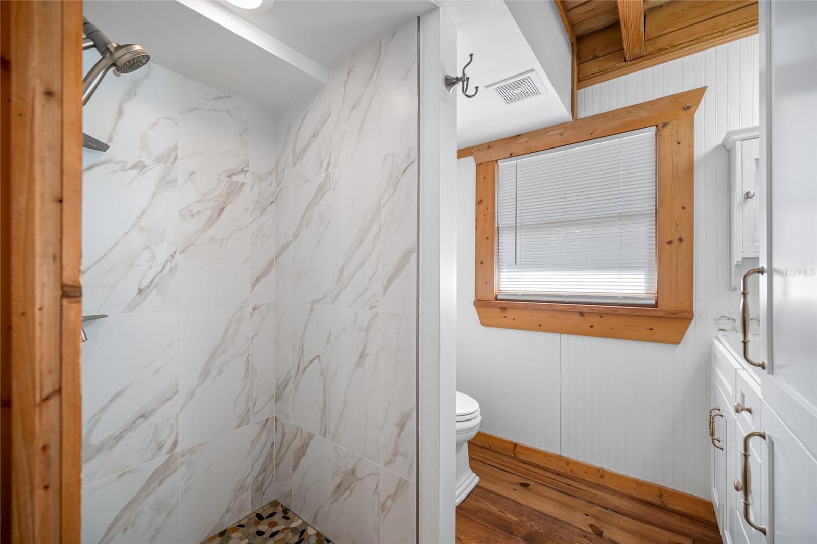 BASS LAKE ACRES - Residential