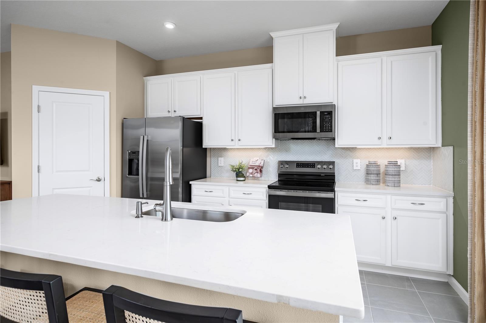 12455 AMBER CREEK CIRCLE