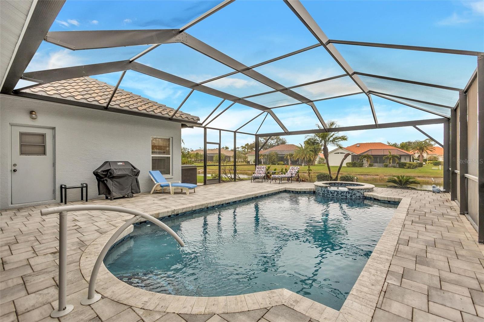 STONECASTLE AT SOUTHWOOD PH 01 - Residential