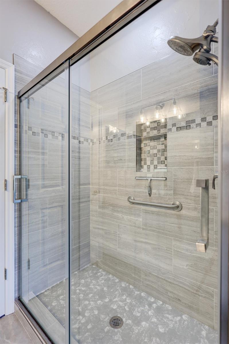 STONECASTLE AT SOUTHWOOD PH 01 - Residential