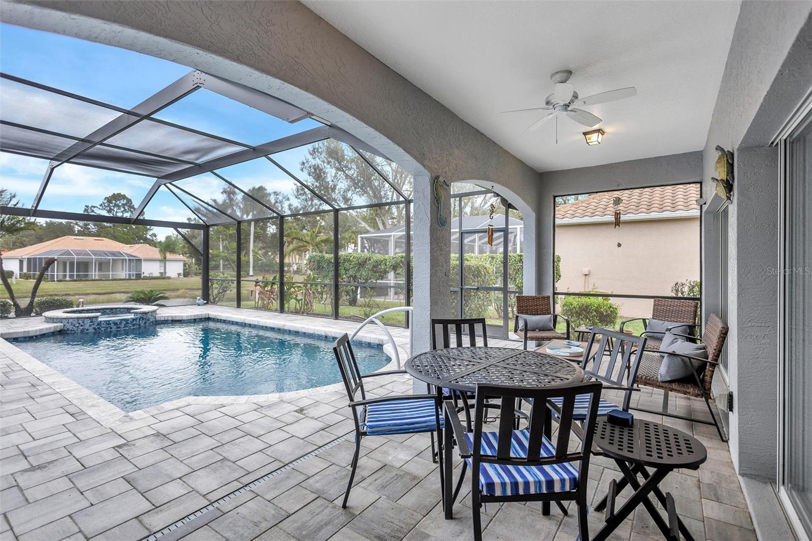 STONECASTLE AT SOUTHWOOD PH 01 - Residential