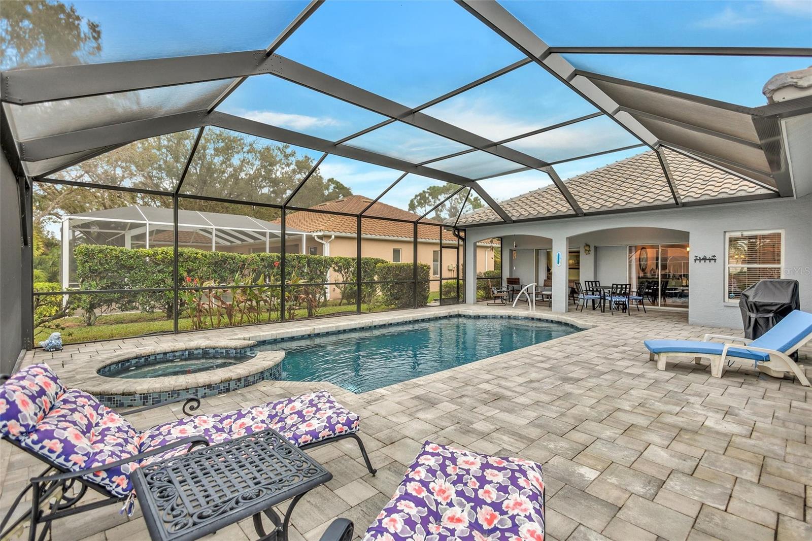 STONECASTLE AT SOUTHWOOD PH 01 - Residential