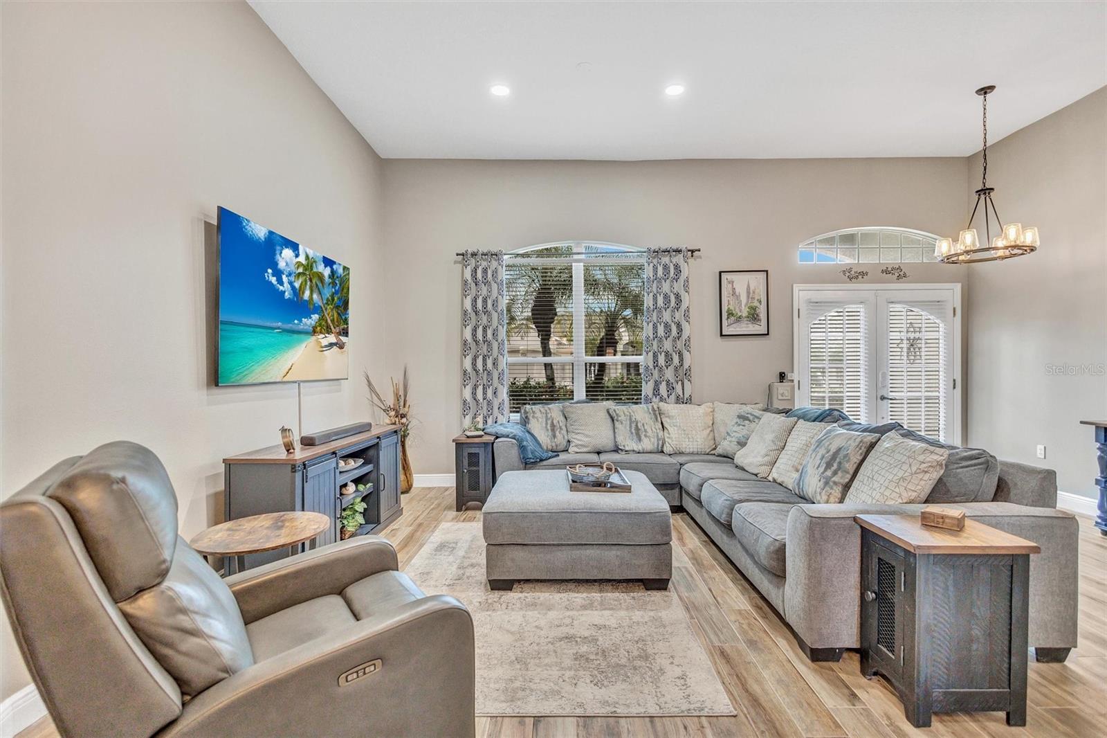 STONECASTLE AT SOUTHWOOD PH 01 - Residential