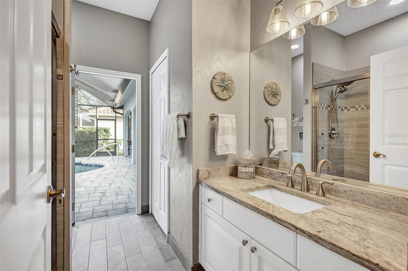 STONECASTLE AT SOUTHWOOD PH 01 - Residential