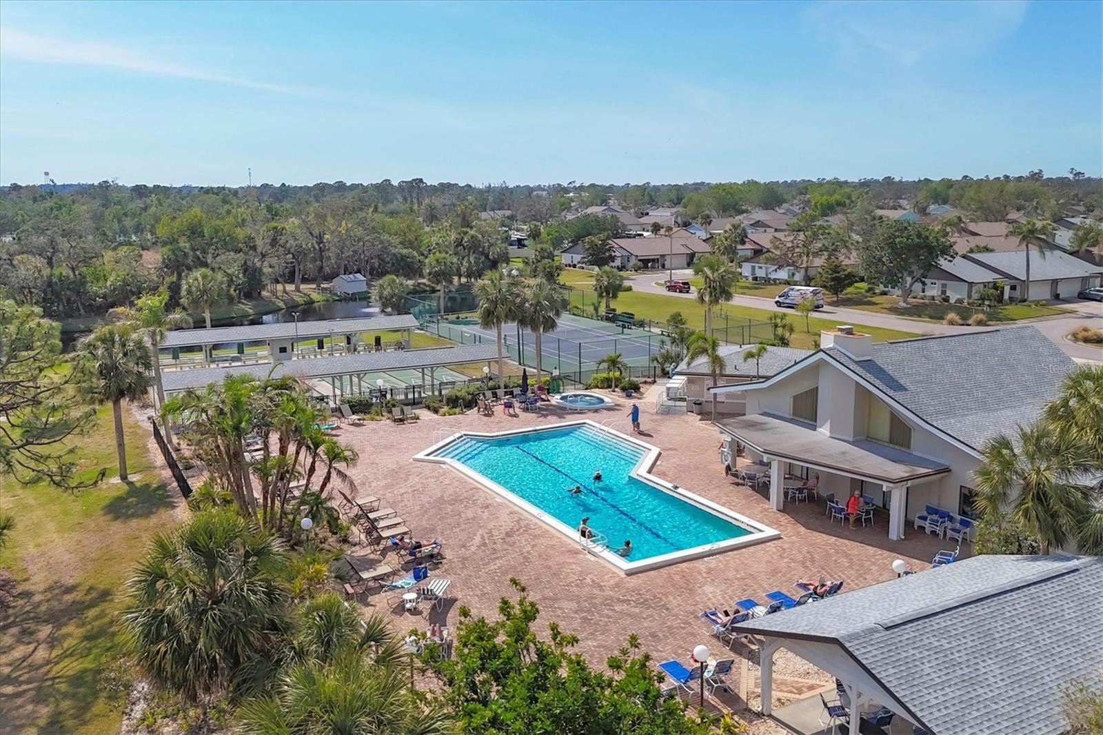 FOXWOOD - Residential