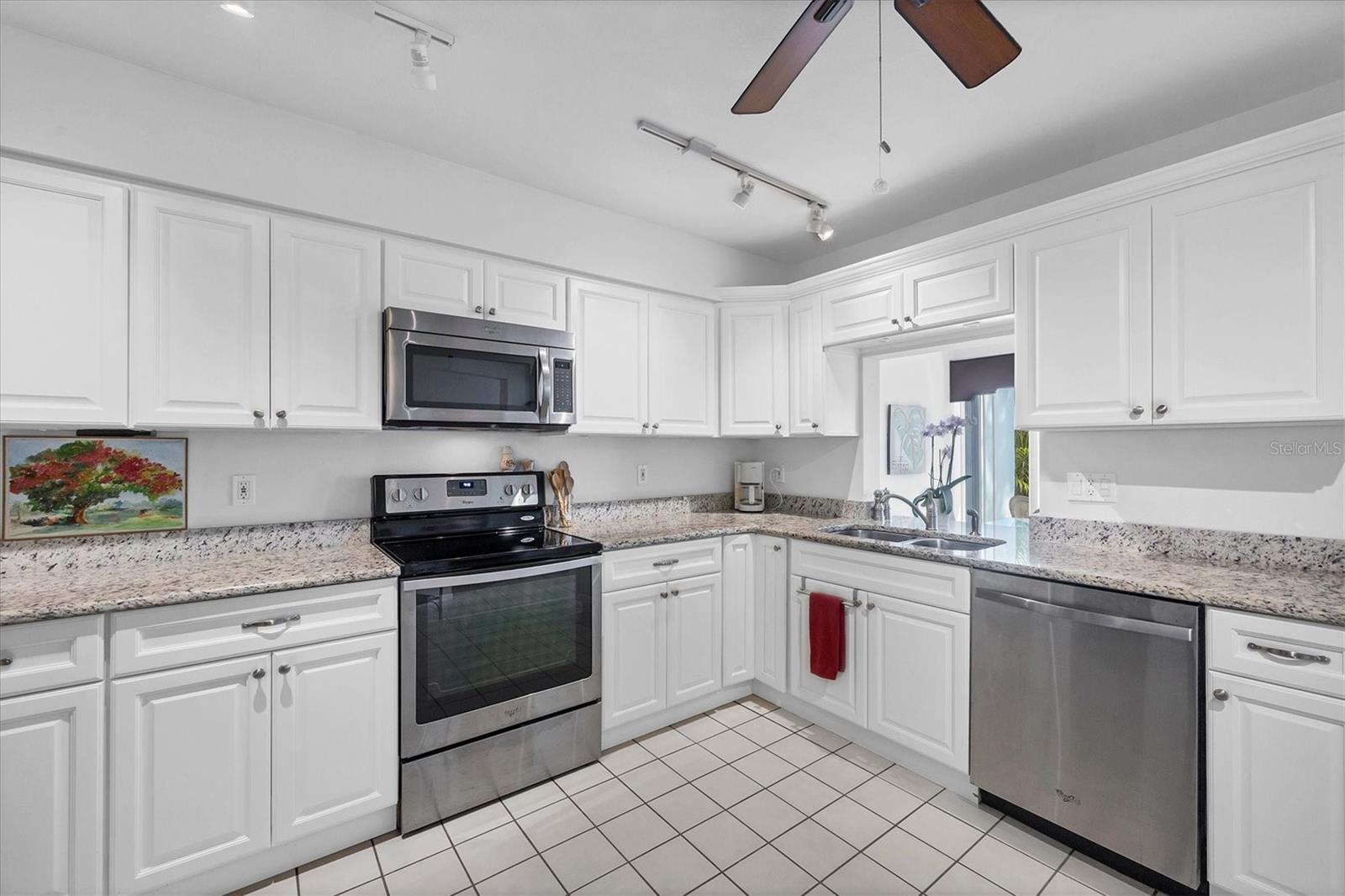FOXWOOD - Residential