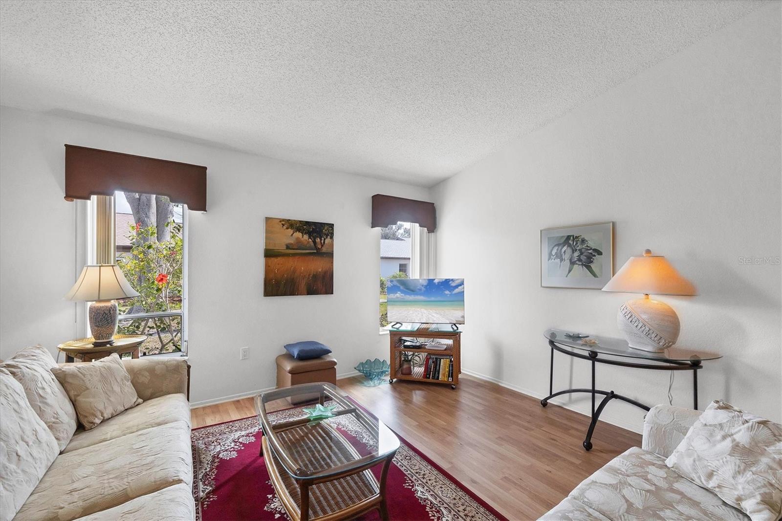 FOXWOOD - Residential