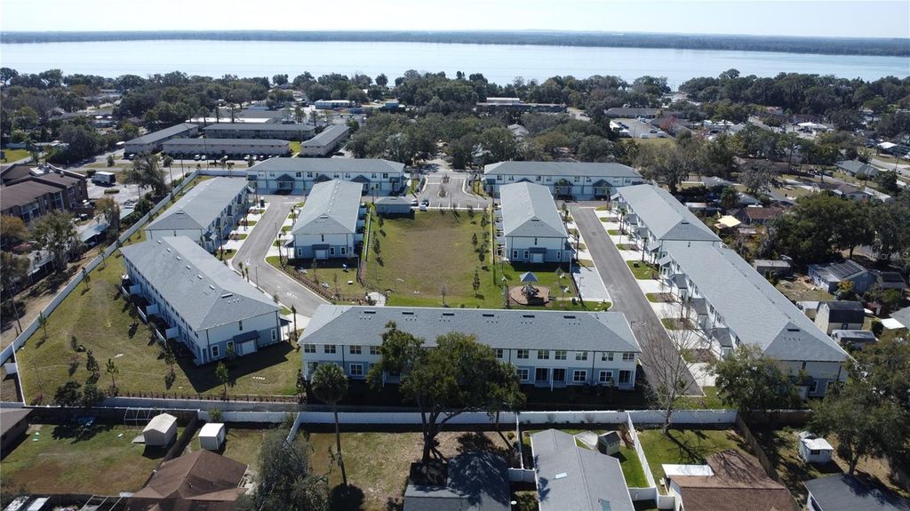 Photo of 1129 E Caroline Street, Tavares, FL 32778 (MLS # G5109792)