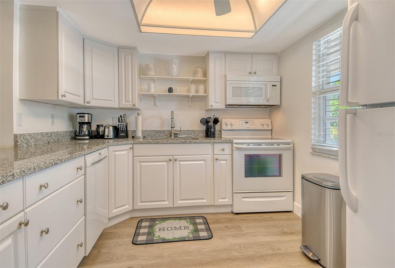 LONGBOAT HARBOUR - Residential