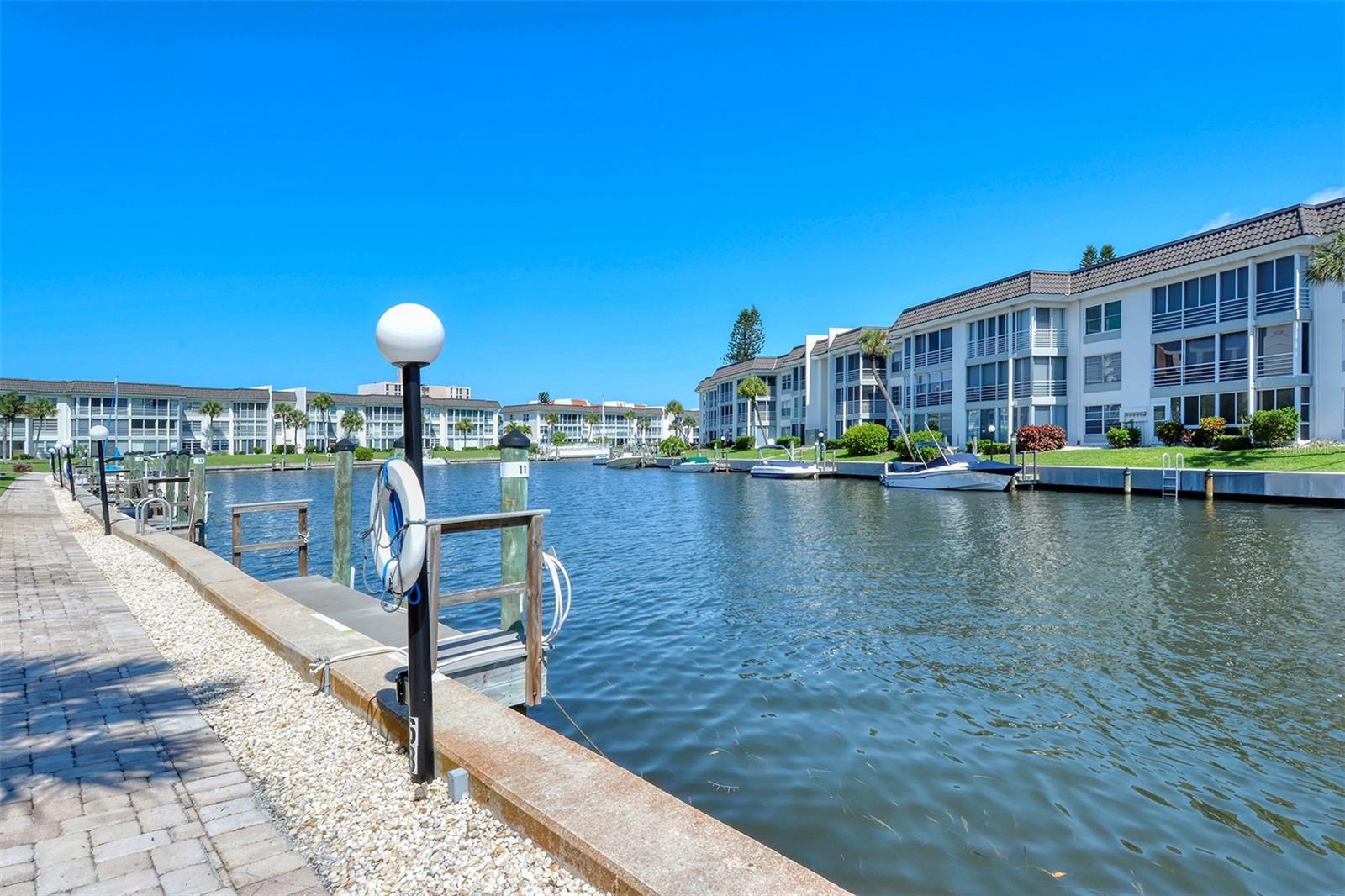 LONGBOAT HARBOUR - Residential