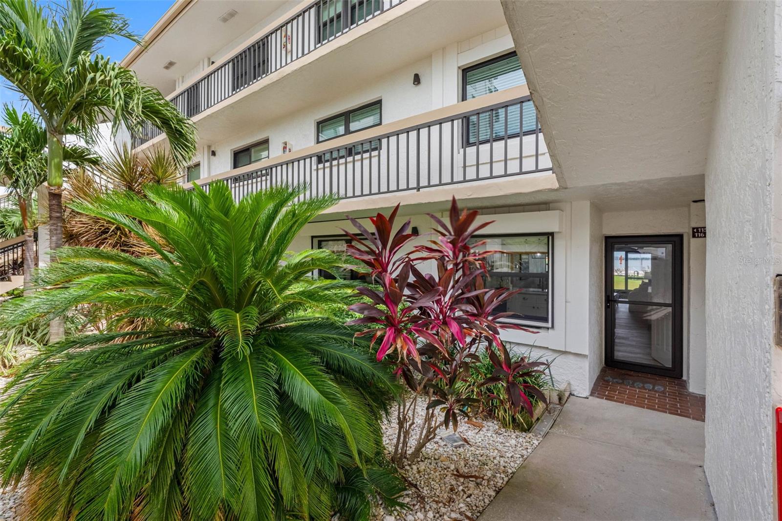 6265 SUN BOULEVARD 115