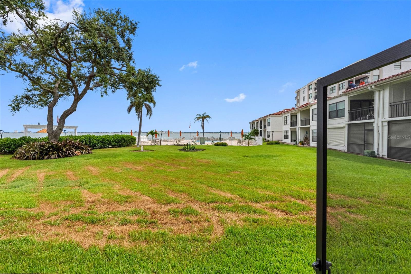 6265 SUN BOULEVARD 115