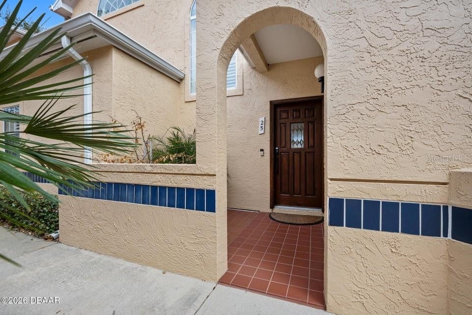 25 MARINA POINT PLACE