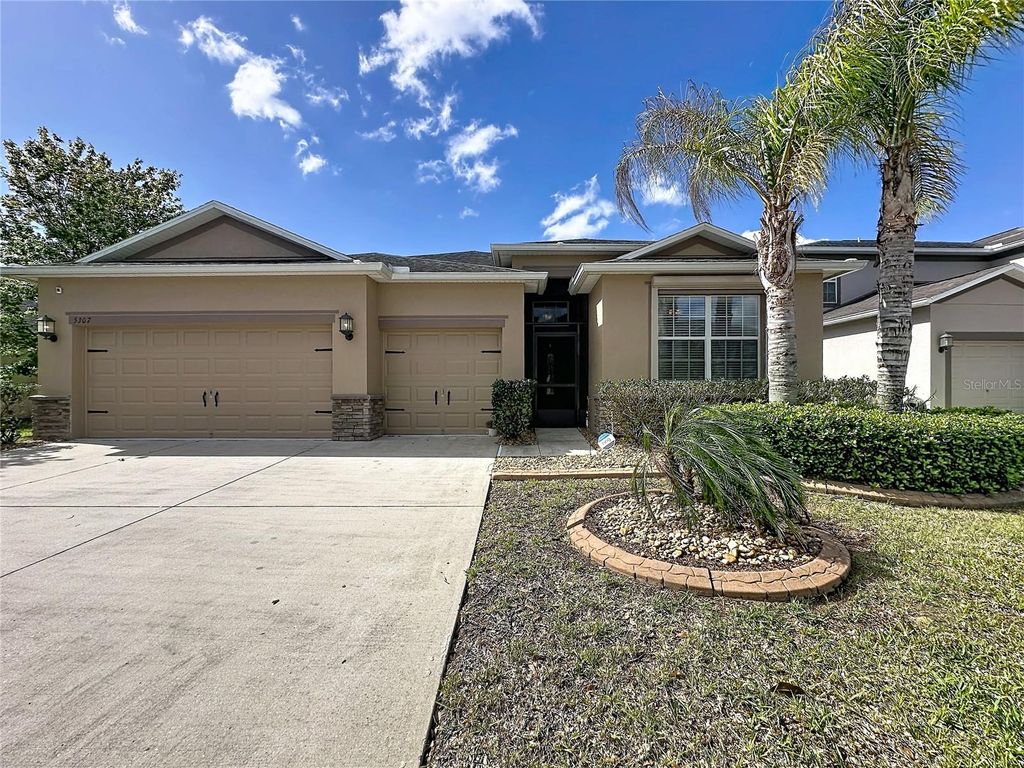 Photo of 5307 Cortland Drive, Davenport, FL 33837 (MLS # S5147657)