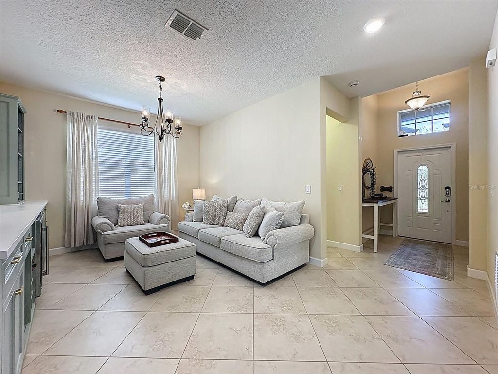 Photo of 5307 Cortland Drive, Davenport, FL 33837 (MLS # S5147657)