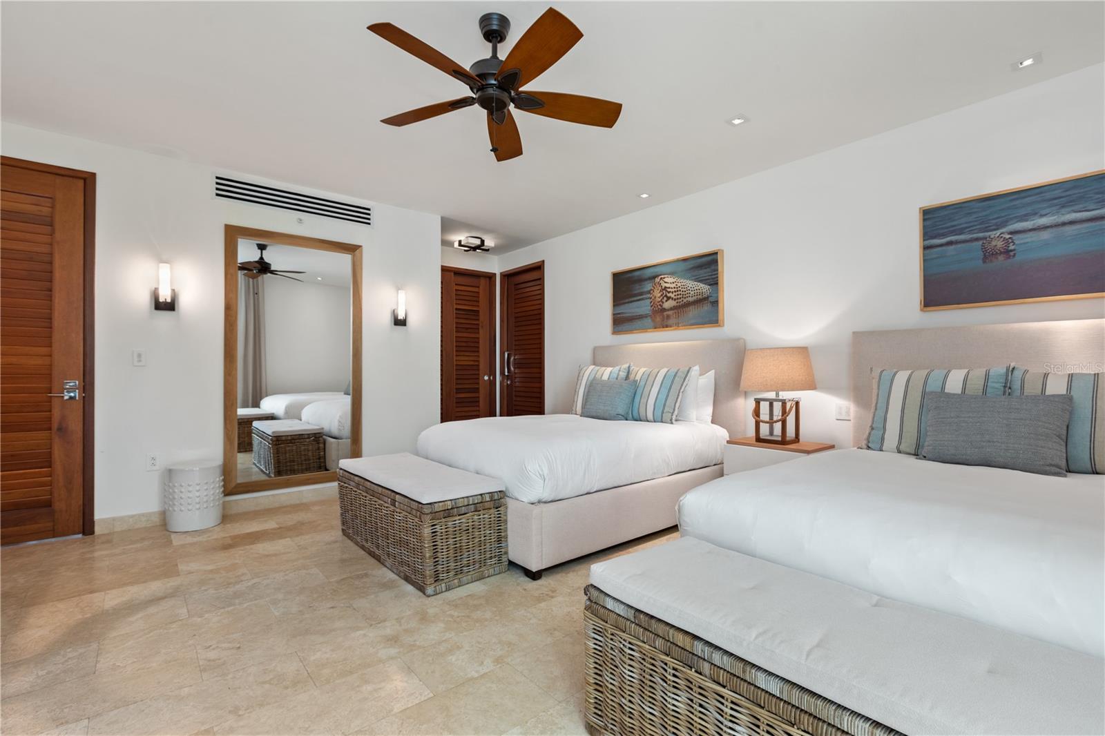 WEST BEACH RESIDENCES - Residential