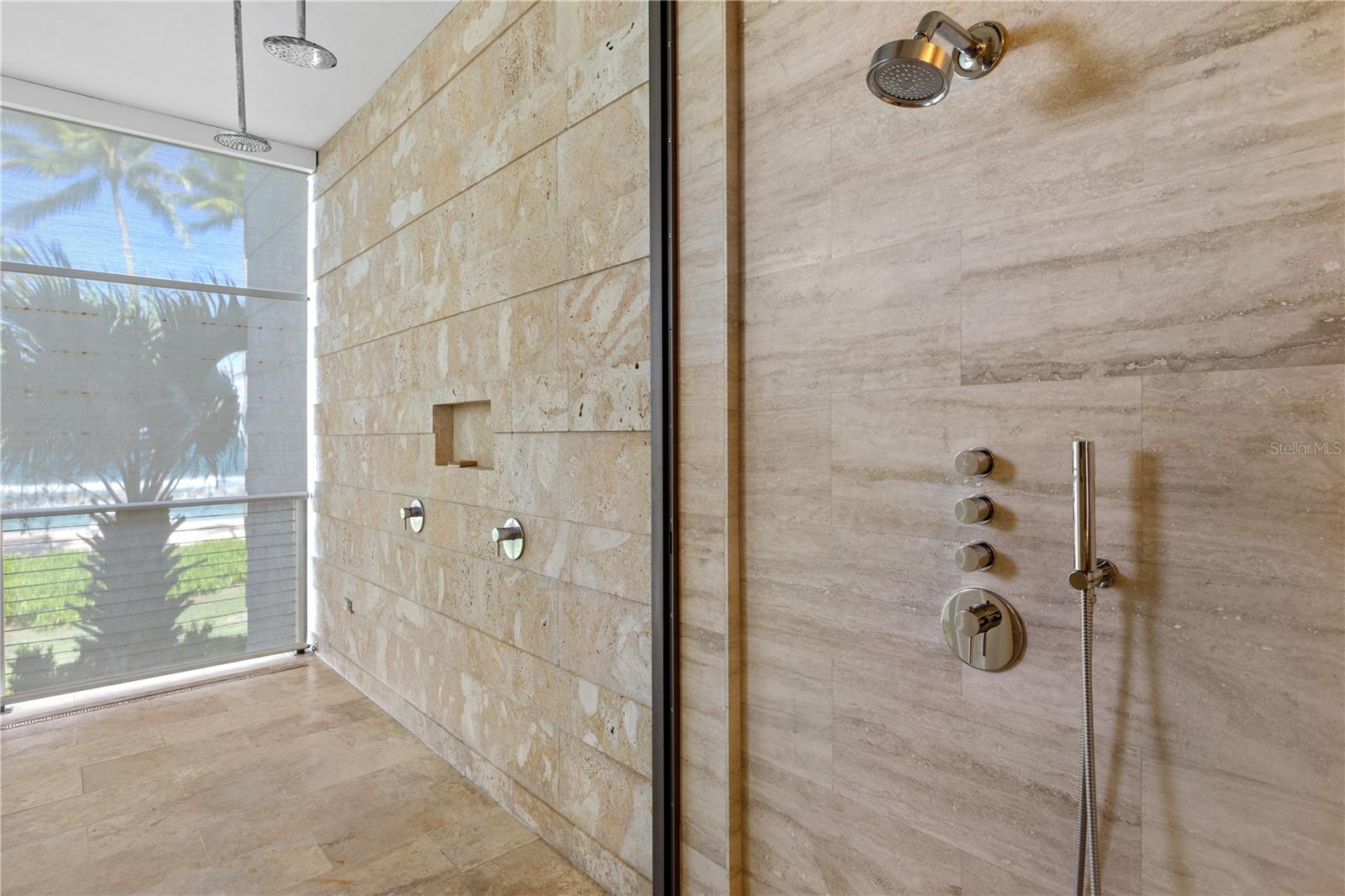 WEST BEACH RESIDENCES - Residential
