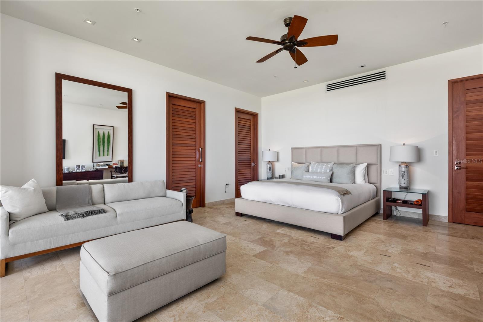 WEST BEACH RESIDENCES - Residential
