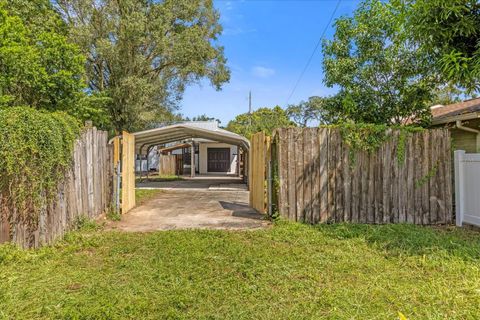 A home in TAMPA