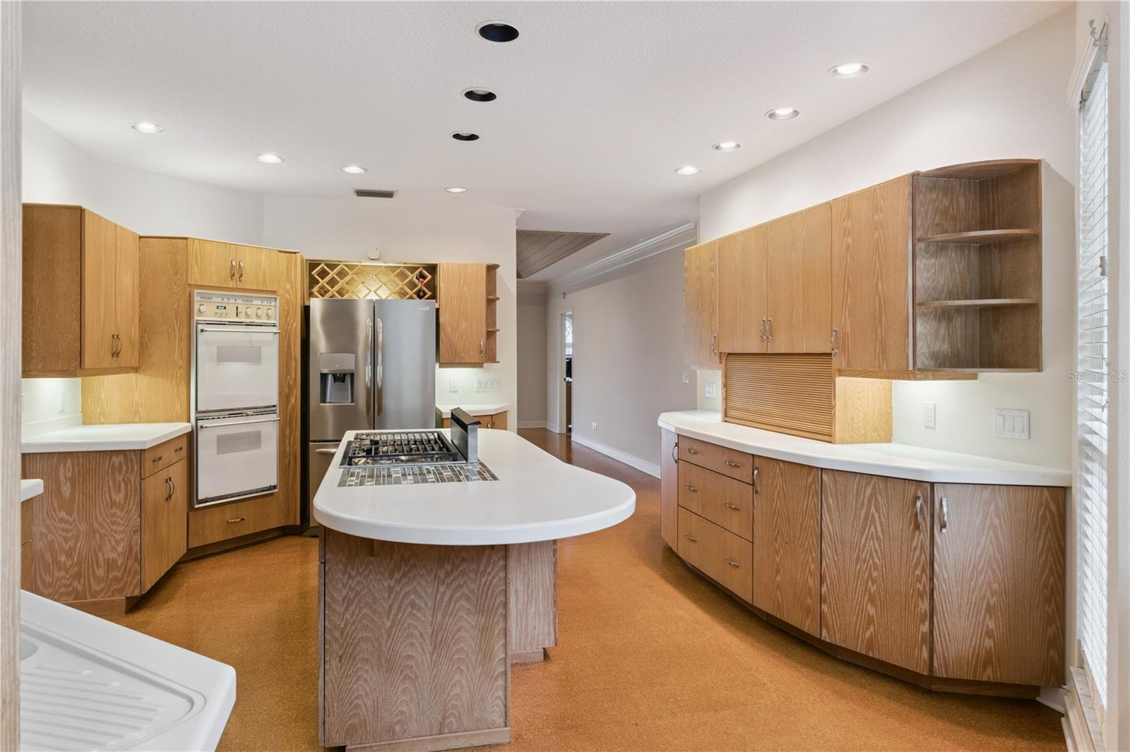 WINTERSET 04 A CONDO PH 01 - Residential