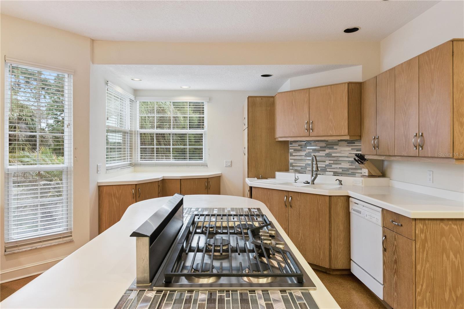 WINTERSET 04 A CONDO PH 01 - Residential