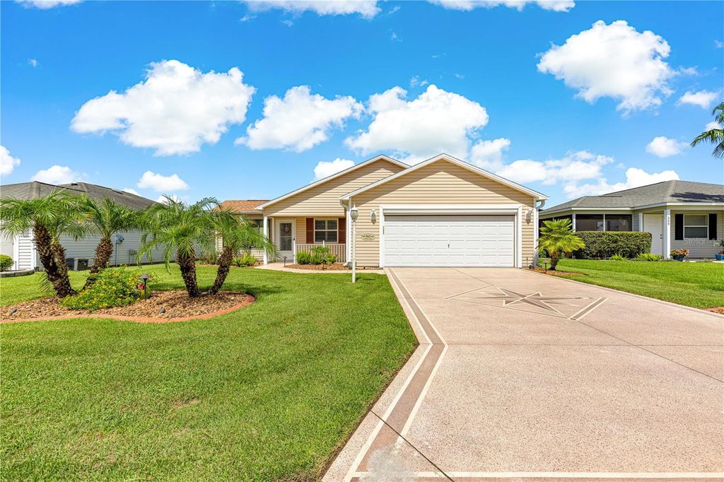 Photo of 362 Arbella Loop, The Villages, FL 32162 (MLS # G5098347)