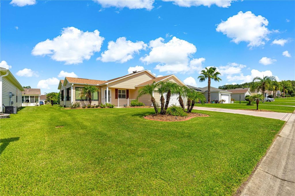 Photo of 362 Arbella Loop, The Villages, FL 32162 (MLS # G5098347)